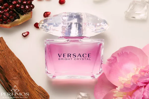 Versace Bright Crystalبهترین عطرها عطری مدرن و جذاب