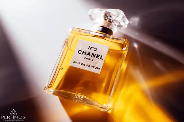 Chanel No. 5 عطرمحبوب زنانه 